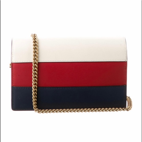 GUCCI NEVER USED, dust bag and tags $1,200 or BEST OFFER - Picture 3 of 9